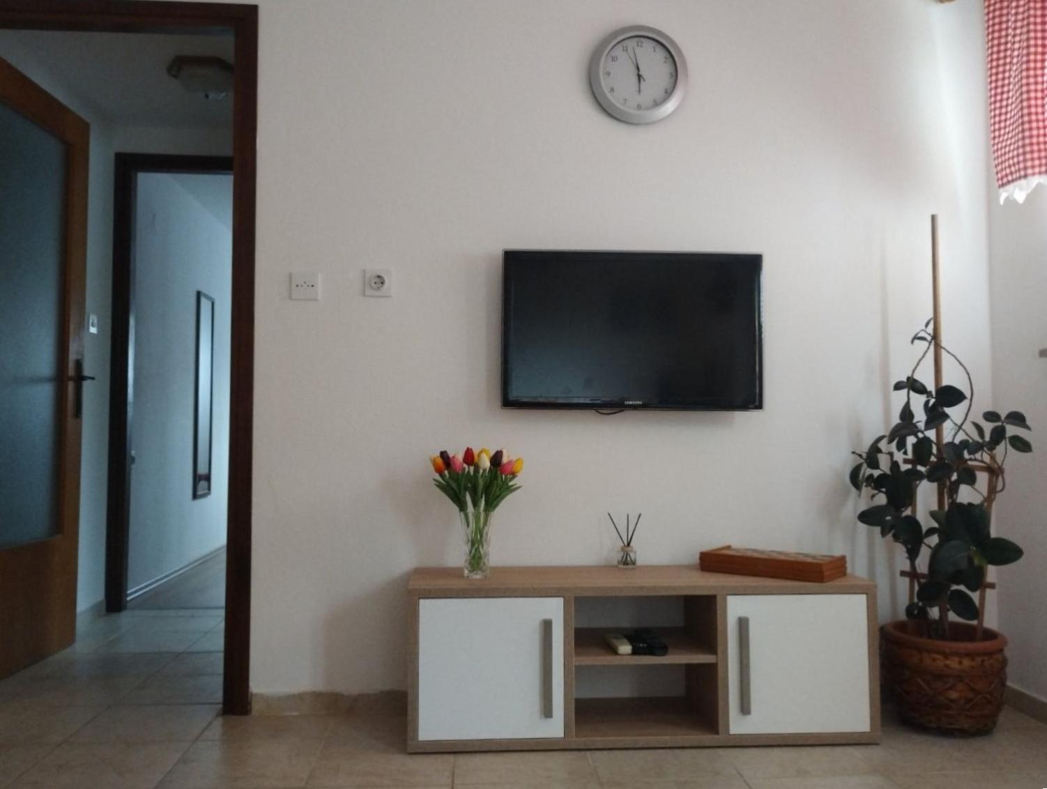Apartman Tri Palme Gabonjin Buitenkant foto