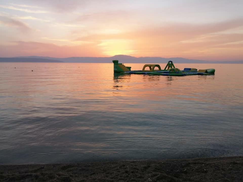 Apartman Tri Palme Gabonjin Buitenkant foto