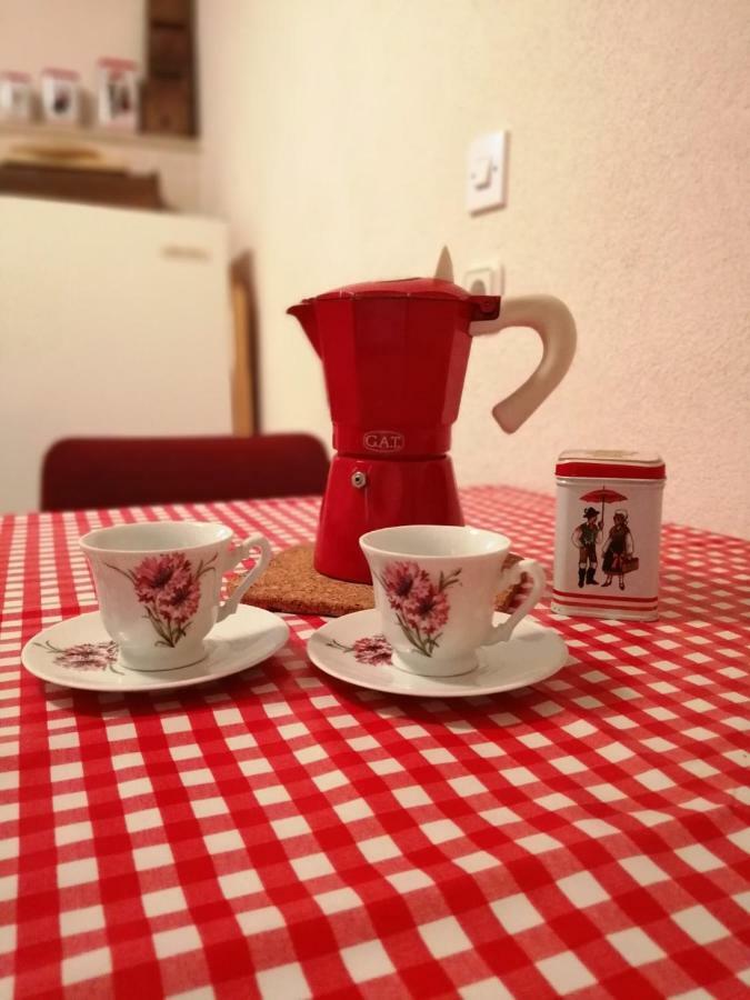 Apartman Tri Palme Gabonjin Buitenkant foto