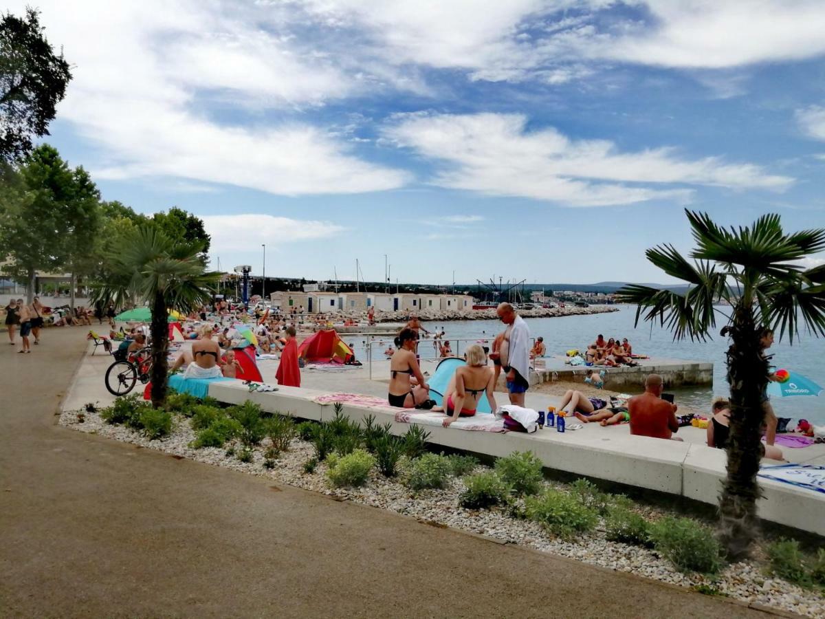 Apartman Tri Palme Gabonjin Buitenkant foto